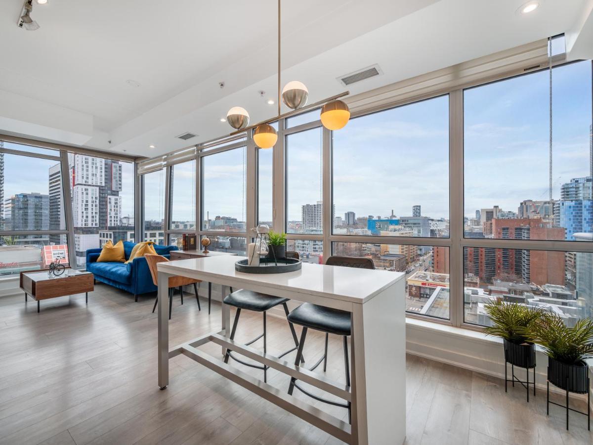 Luxury 2 Bedroom In The Heart Of Entertainment District W/ Cn Tower View Toronto Esterno foto